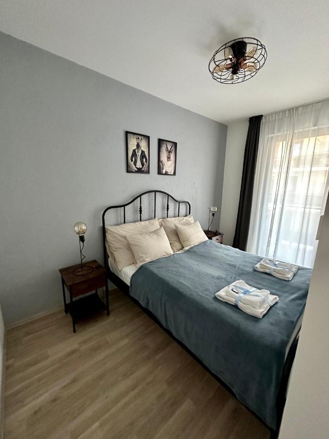 Cityscape Apartment ~ Ac/Indoor Parking/Balcony Budapest Kültér fotó